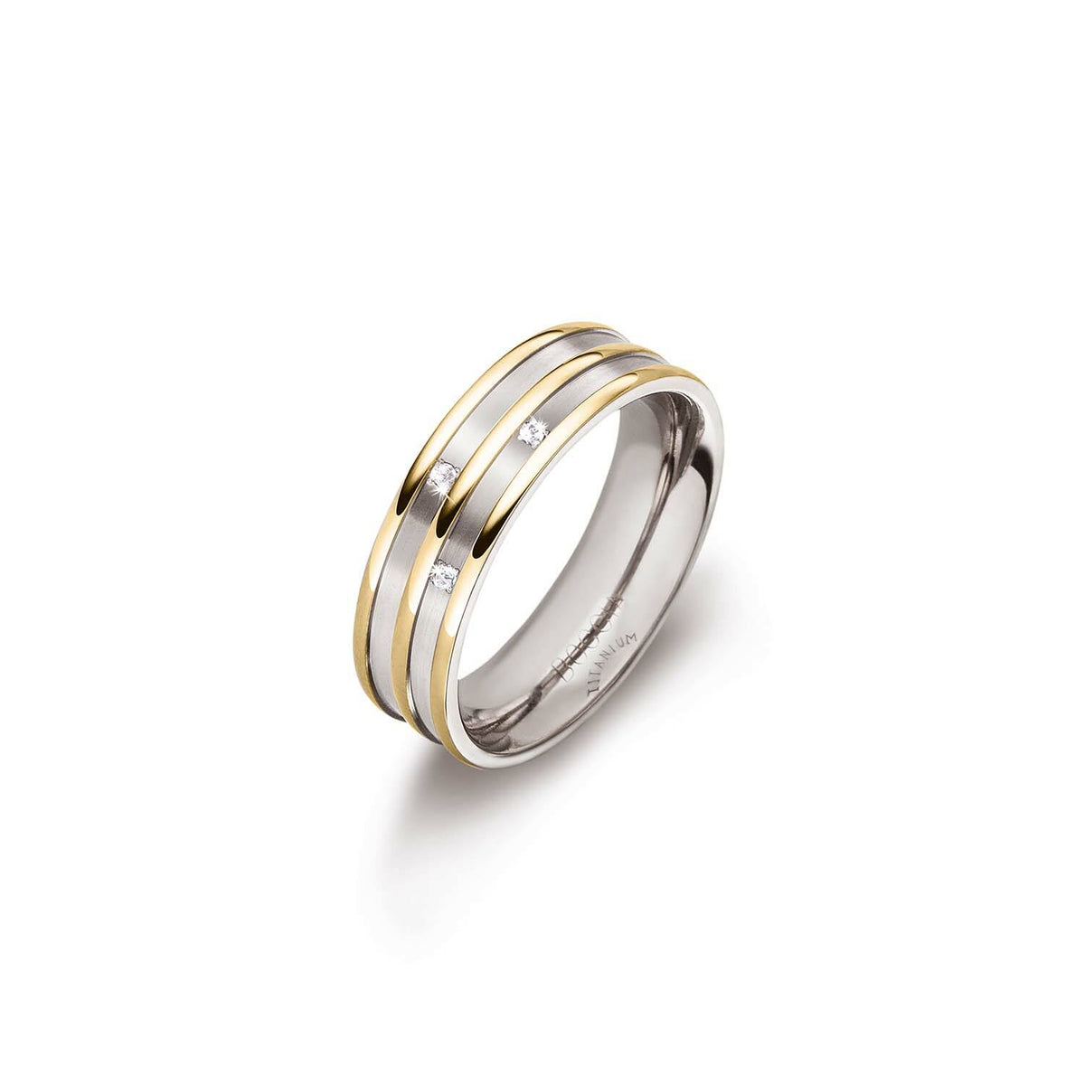 Bicolor Ring aus Titan mit zwei goldenen und einer silbernen Linie sowie einem kleinen Diamanten