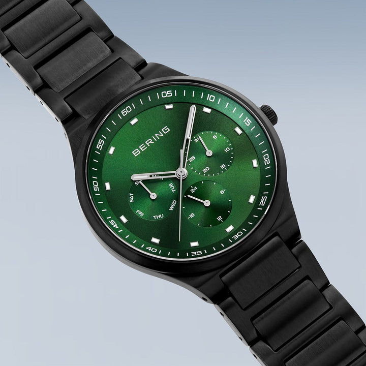 Bering Herrenuhr mit grünem Zifferblatt – 11740-728