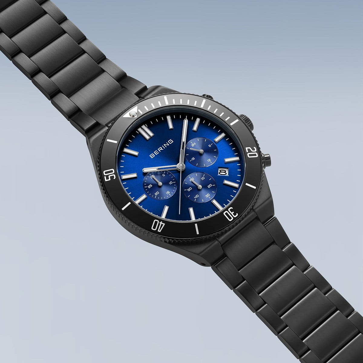 Bering Herrenuhr blaues Zifferblatt - 15043-727