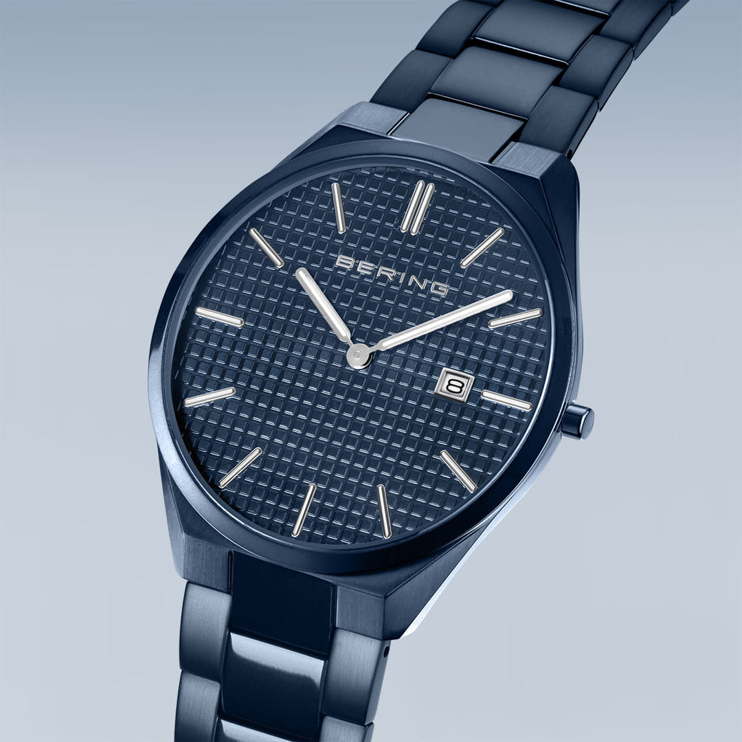 Bering Herrenuhr mit blauem Zifferblatt – 17240-797