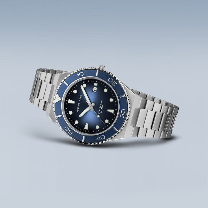 Bering Herrenuhr mit blauem Zifferblatt – 18940-707