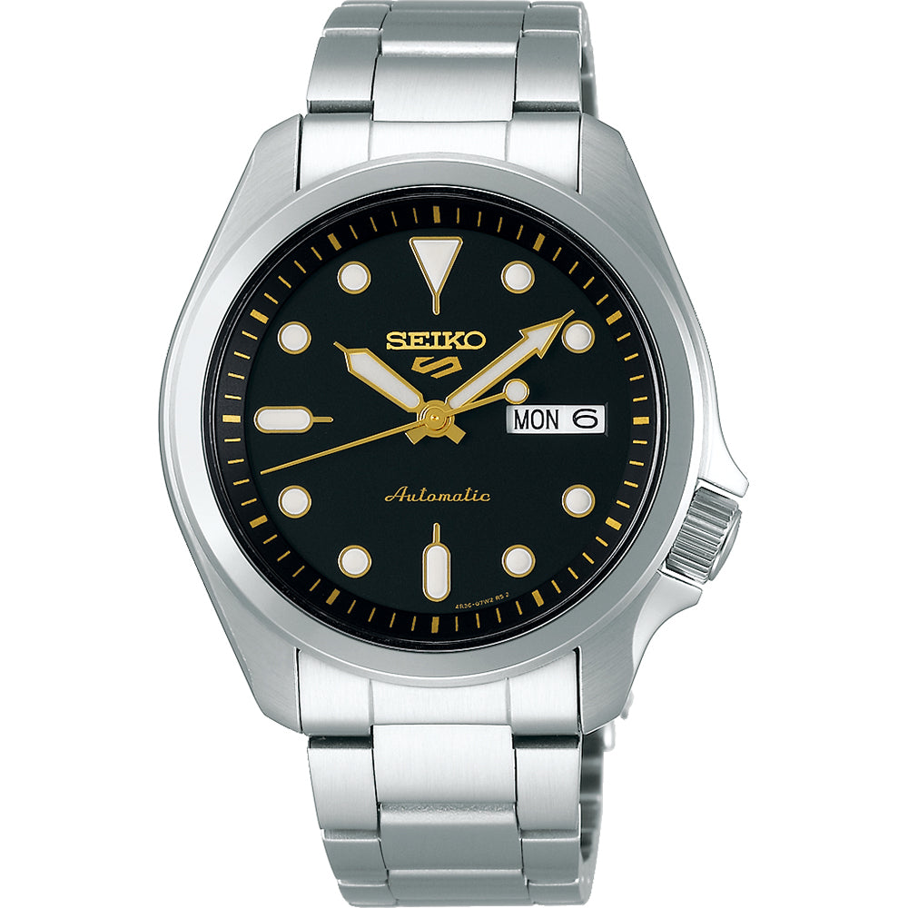 Herrenarmbanduhr Seiko 5 Sports mit schwarzem Zifferblatt, silbernem Gehäuse und Armband, Wochentags- und Datumsanzeige