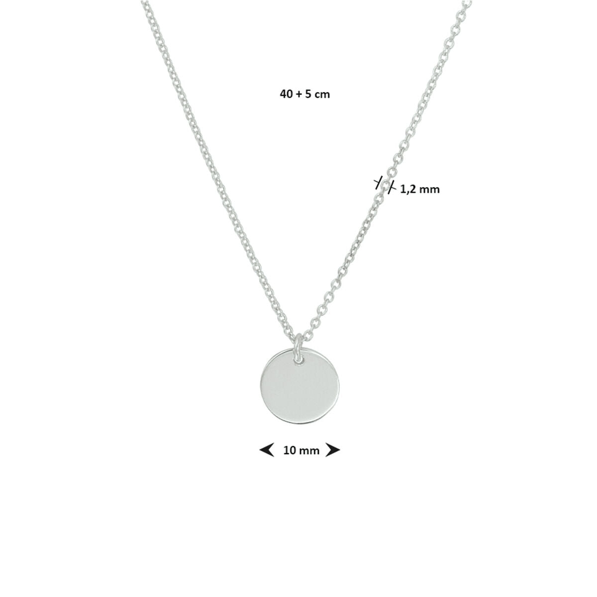 Het Van der Kooij Collectie graveercollier rondje 40 + 5 cm is een zilveren damescollier met dunne ketting (1,2 mm), karabijnsluiting en ronde hanger (diameter 10 mm).