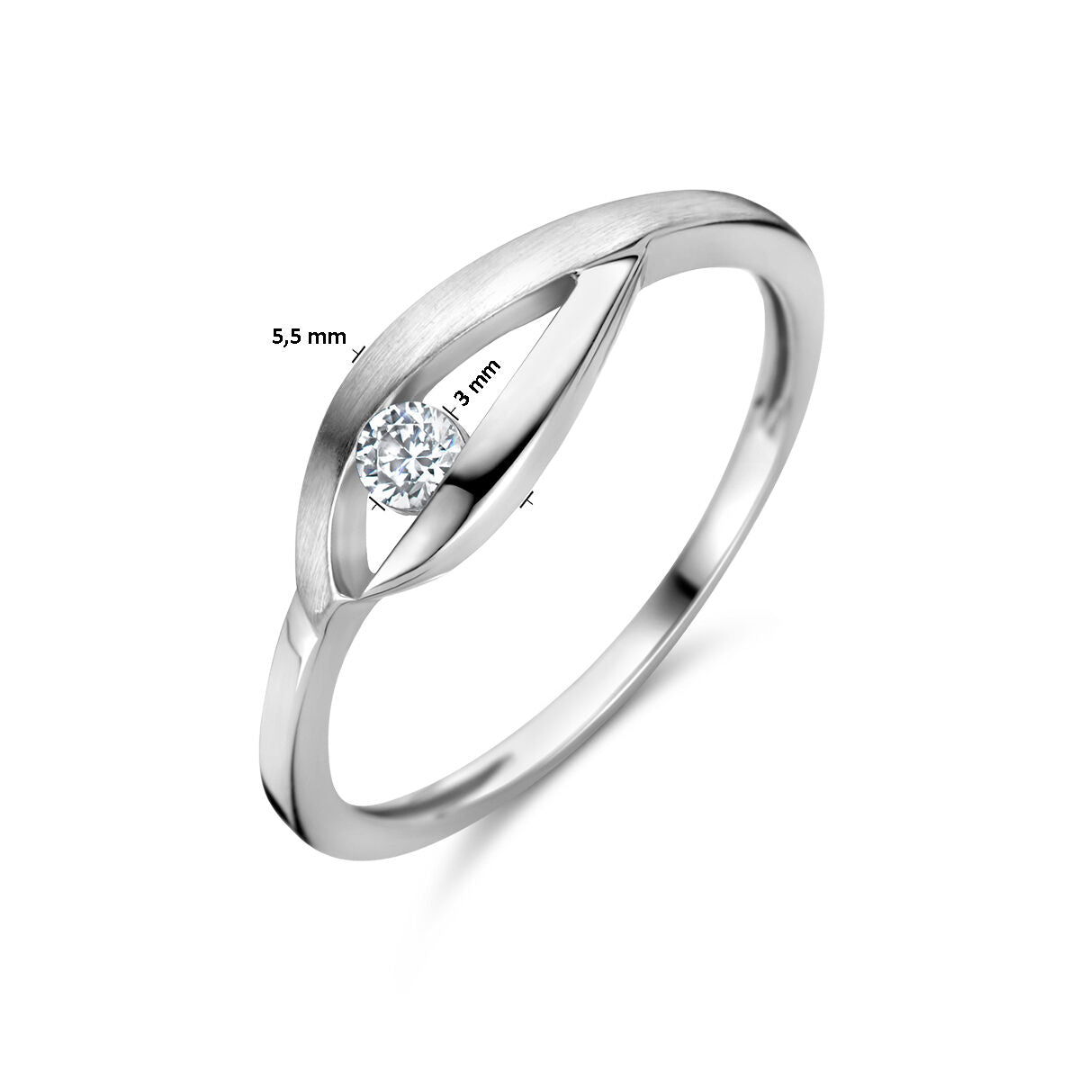 De "ring druppel zirkonia poli/mat zilver gerhodineerd" van Van der Kooij Collectie heeft een modern open ontwerp met een 3 mm rond zirkonia middenstuk en een 5,5 mm breed open gedeelte voor een eigentijdse look.