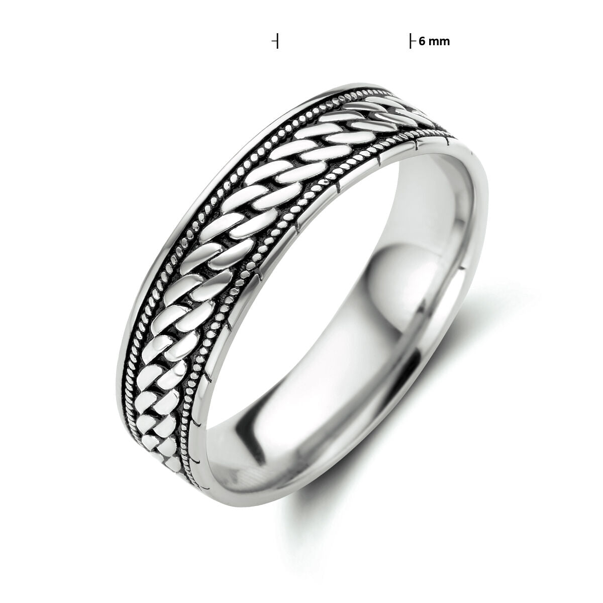 De Ring oxi zilver geoxideerd van Van der Kooij Collectie is een 6 mm brede herenring, voorzien van een ingewikkeld schakelkettingontwerp met kralen aan de randen in de kenmerkende Van der Kooij-stijl.