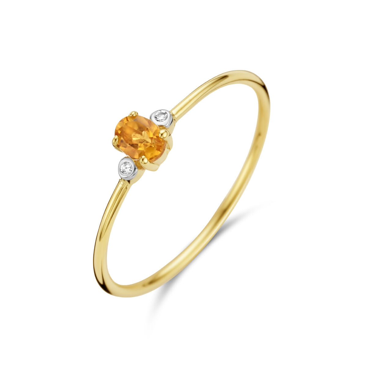 Ring aus 14K Gelbgold mit ovalem Citrin und zwei kleinen Diamanten