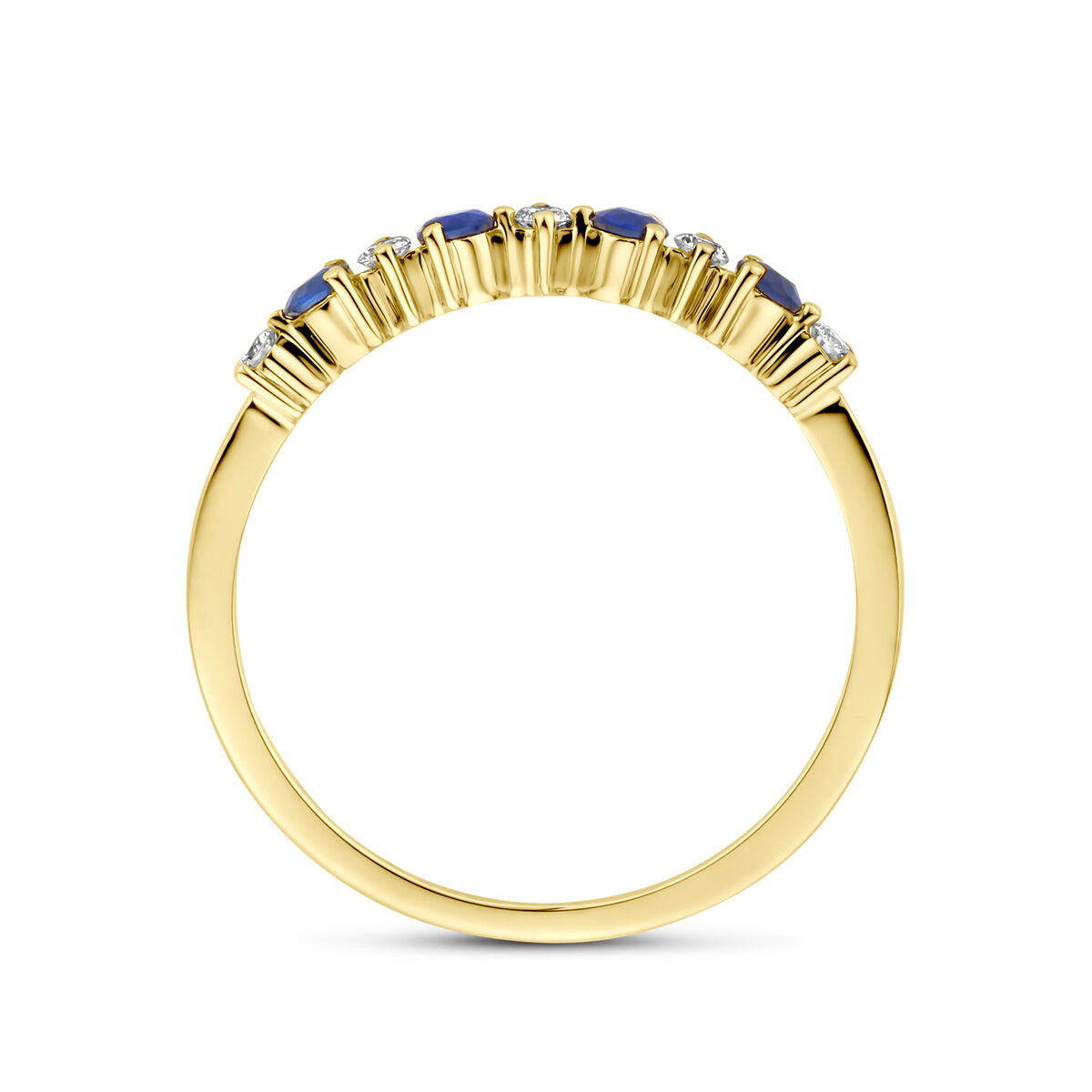 Een 14K geelgouden ring uit de Van der Kooij Collectie met blauwe saffier en 0.08ct H SI diamant, elegant gerangschikt in een rechte lijn aan de bovenzijde, tegen een witte achtergrond gezien.