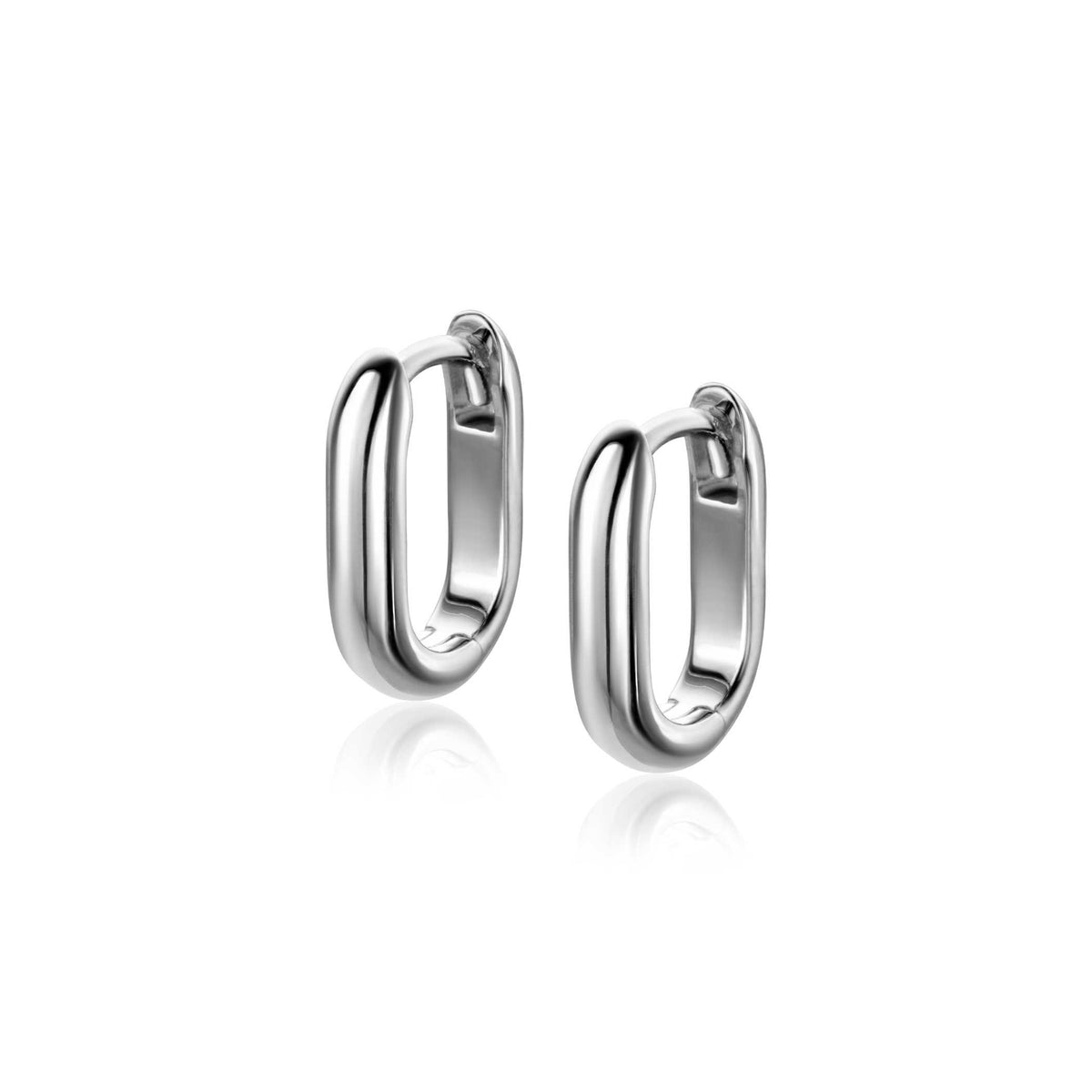 Ohrringe aus Silber mit ovaler Form und glänzender Oberfläche