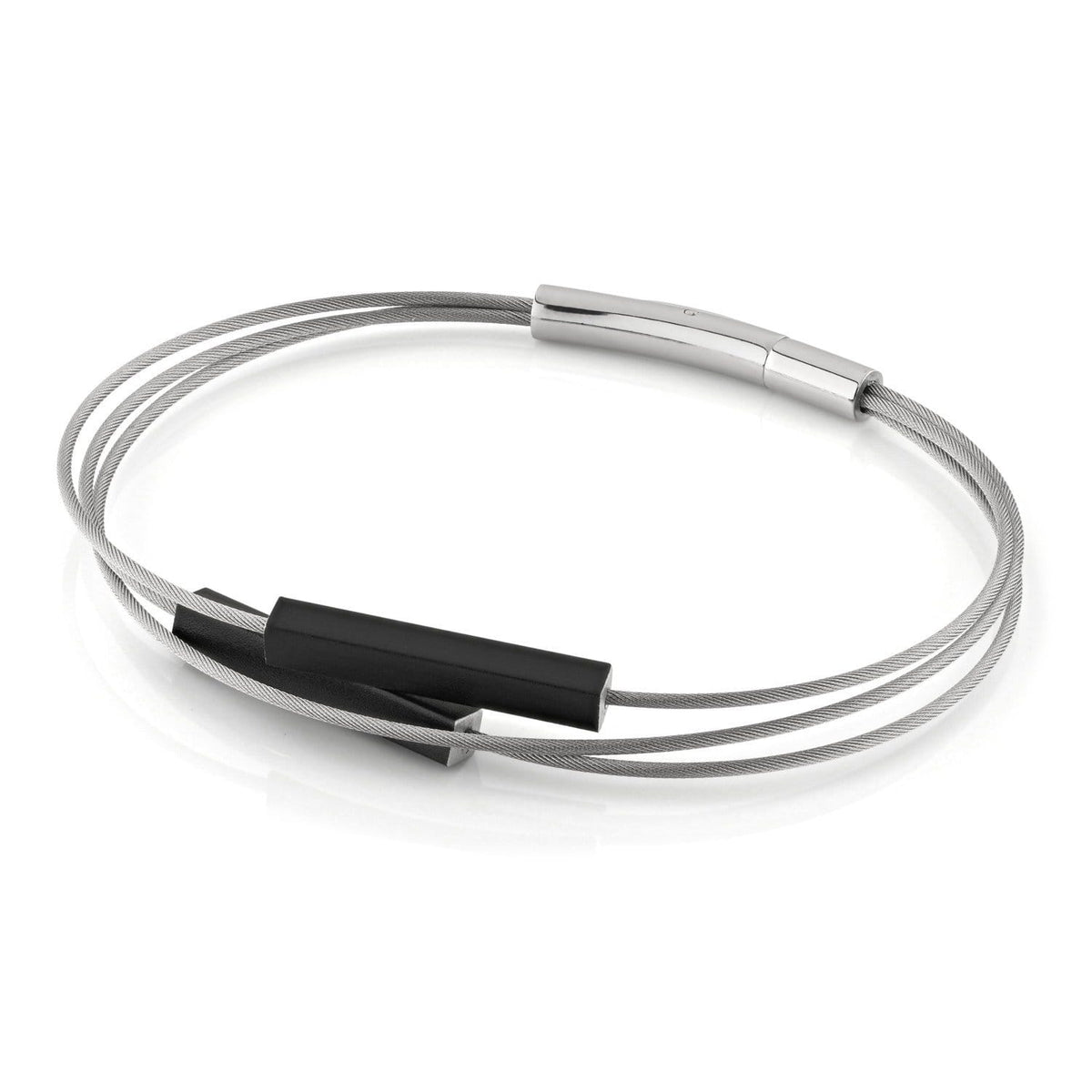 Armband aus Silber mit schwarzem Stab-Element und zwei flexiblen Drähten