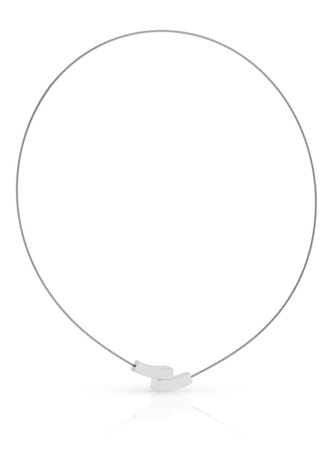 Collier mit minimalistischen Bögen aus Silber mit schlichter Verschlussmechanik