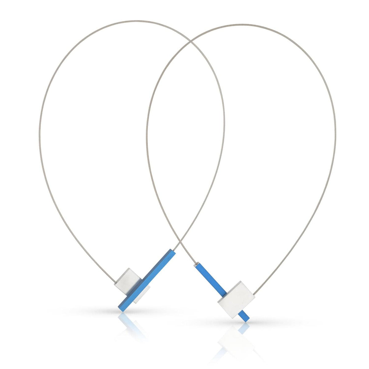 Collier in V-vorm mit blauem Stab und silbernem Gehäuse