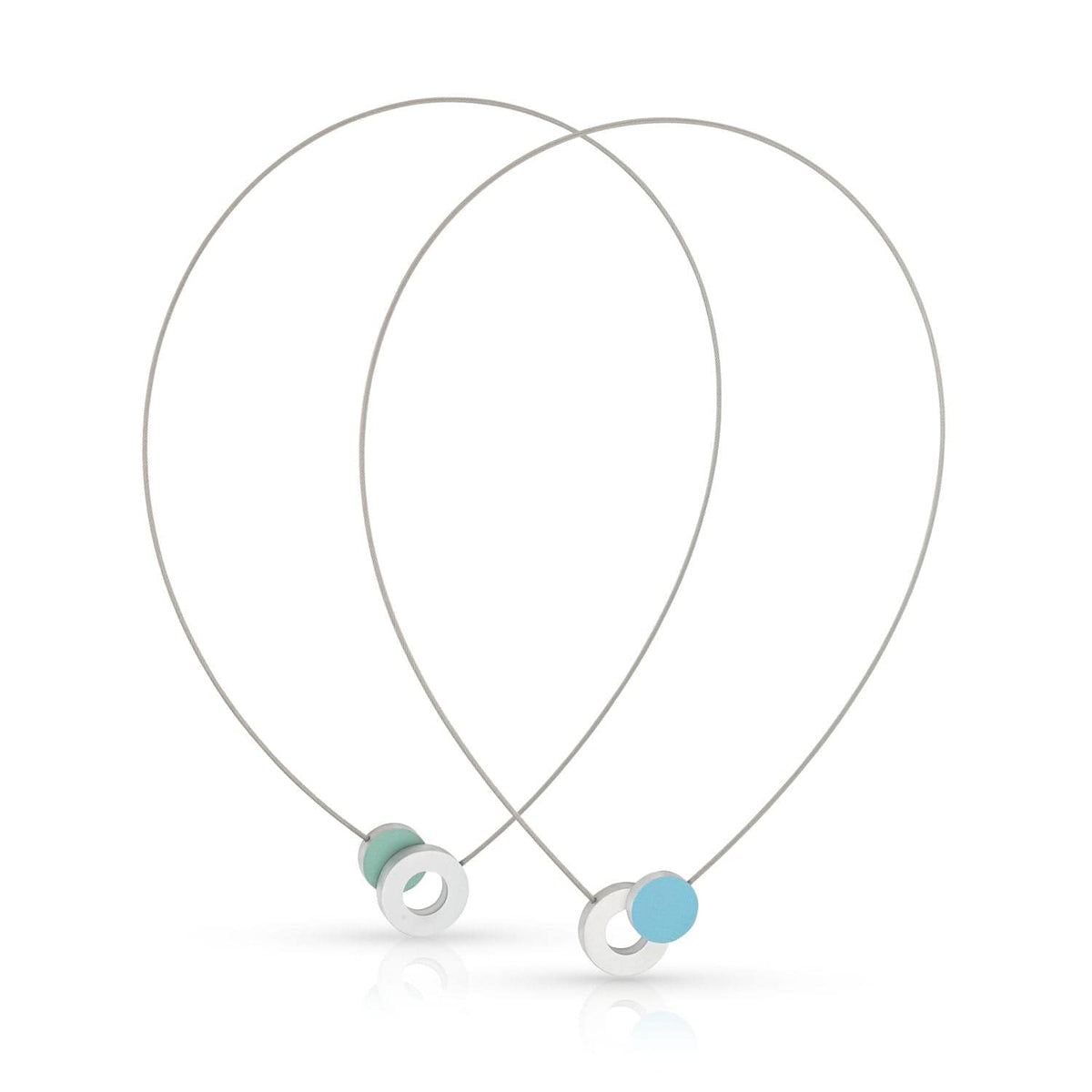 Collier mit buntem runden Anhänger und Ring, silberne Kette mit türkisfarbenem Detail
