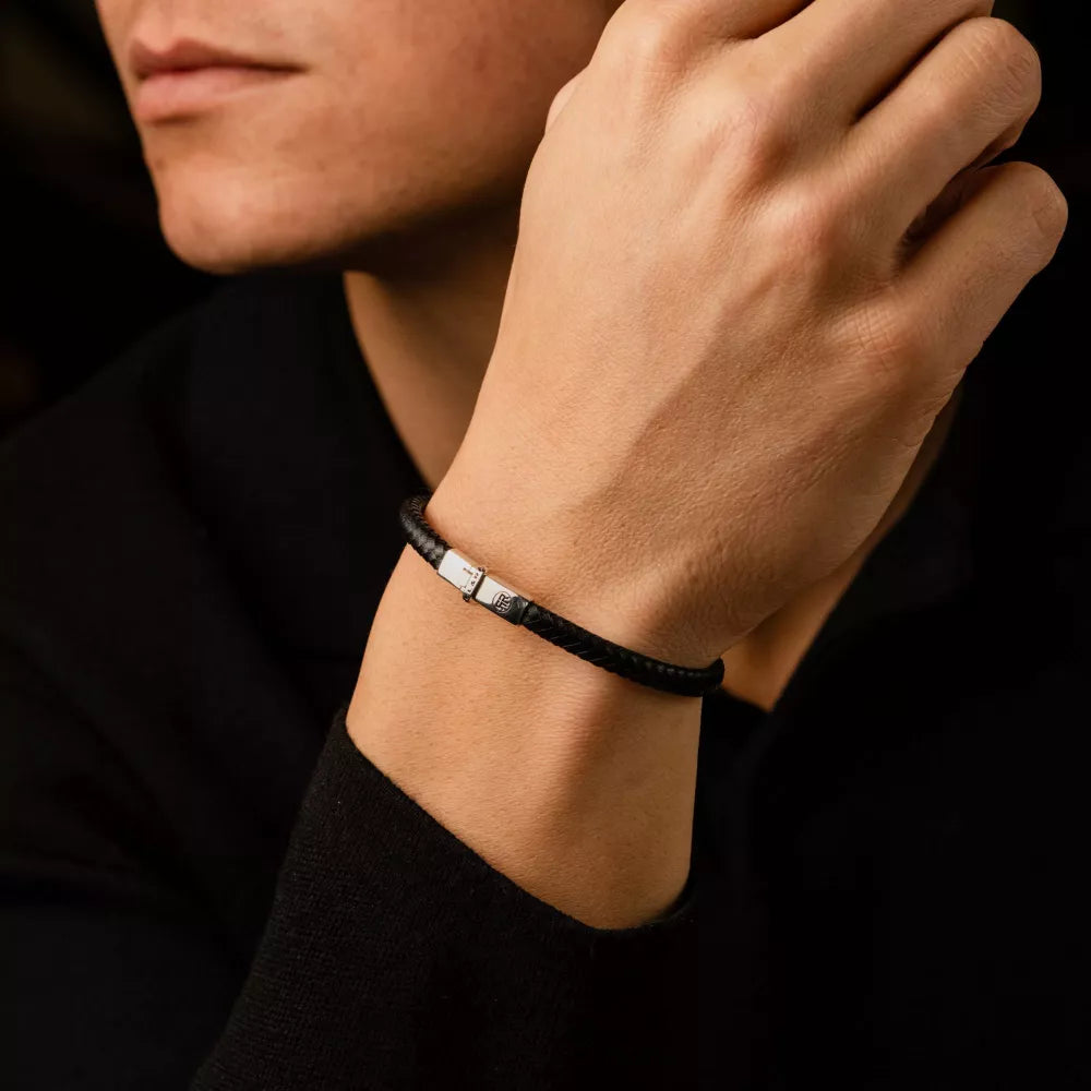 Xtra small Braided Black – Herren Armband