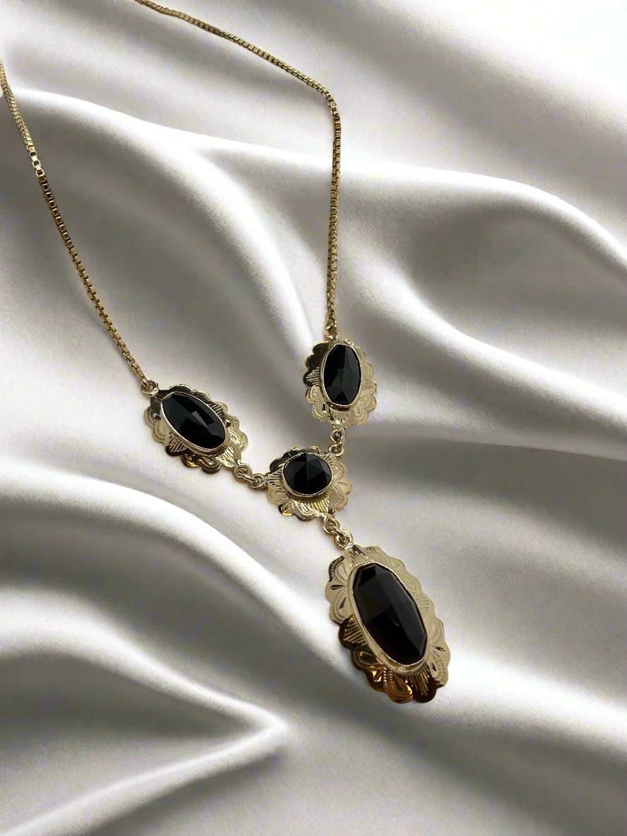 Vintage Collier aus 14K Gold mit schwarzen Granatsteinen und filigranem Design