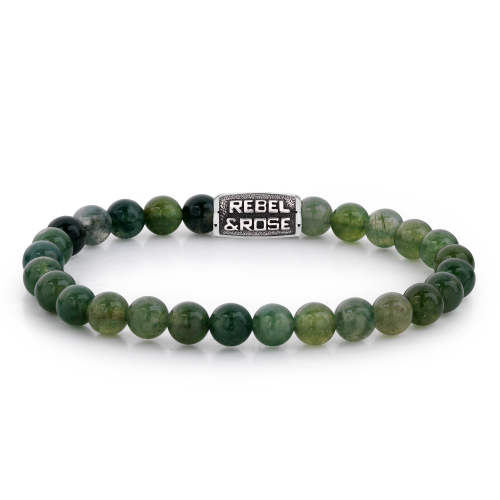 Herrenarmband aus grünen Perlen mit silberner Platte und Gravur