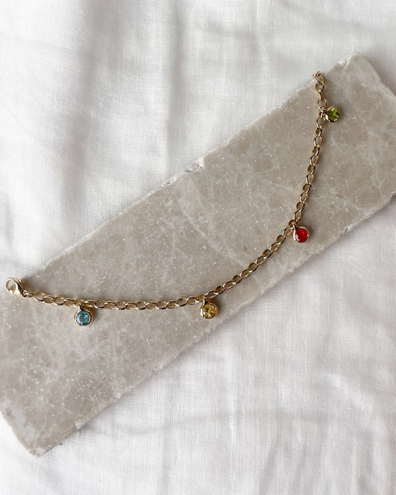 Gelbgold-Armband mit Edelstein-Anhängern – 14 Karat Gold – Blauer Topas, Peridot, Zitronenquarz & Feueropal