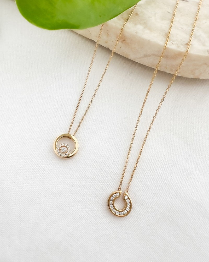 Gelbgold Collier mit Diamanten – 14 Karat Zeitlose Eleganz