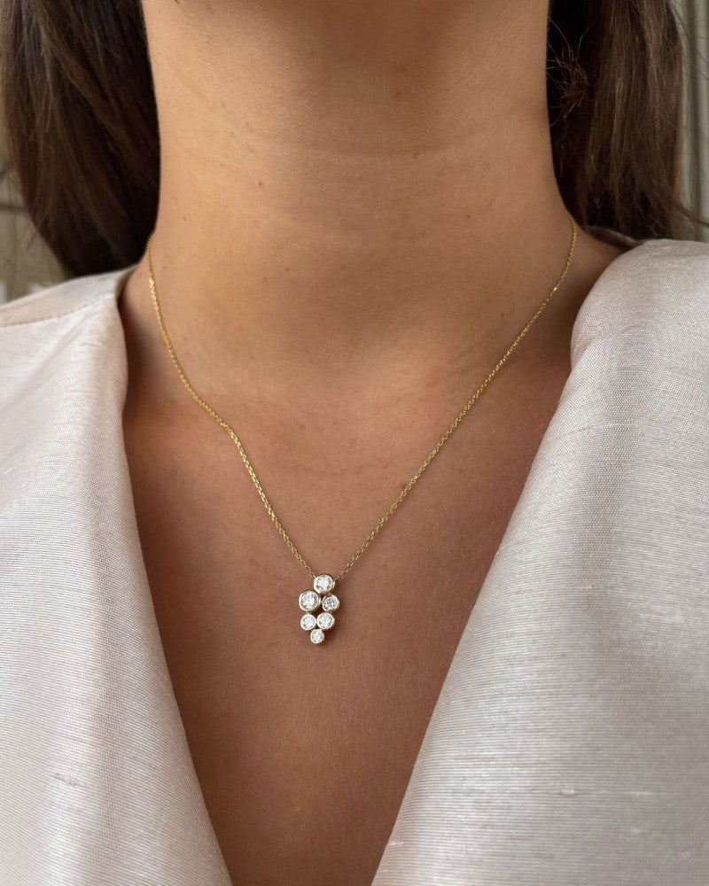 Elegante Halskette aus 14 Karat Gelbgold mit 0,81 Karat Diamantanhänger aus der Kollektion „Bubbles“