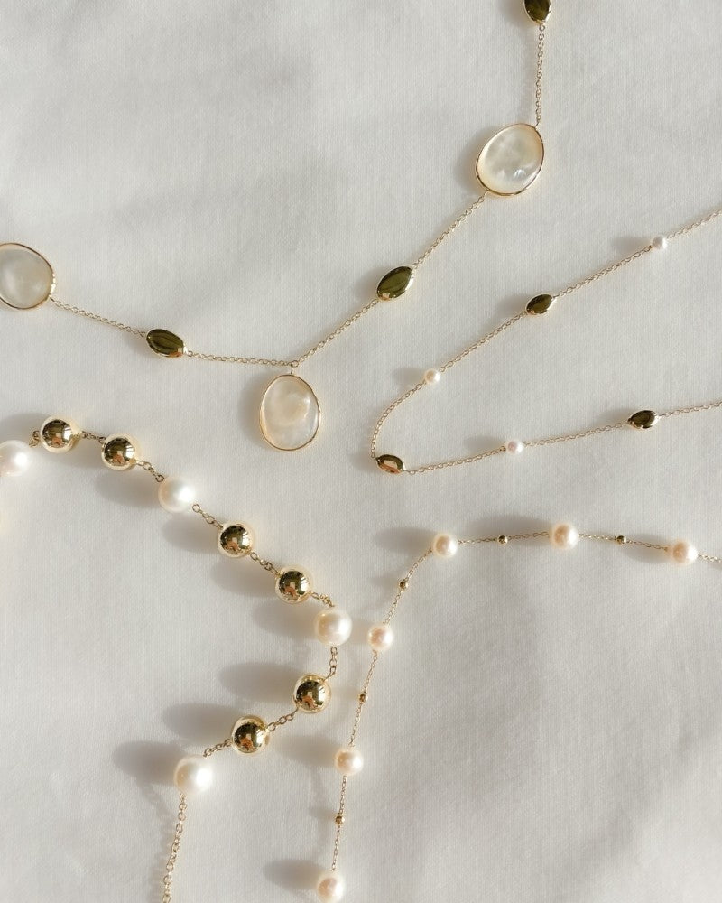 Gelbgoldcollier mit Perlen & Goldelementen – 14 Karat Gold