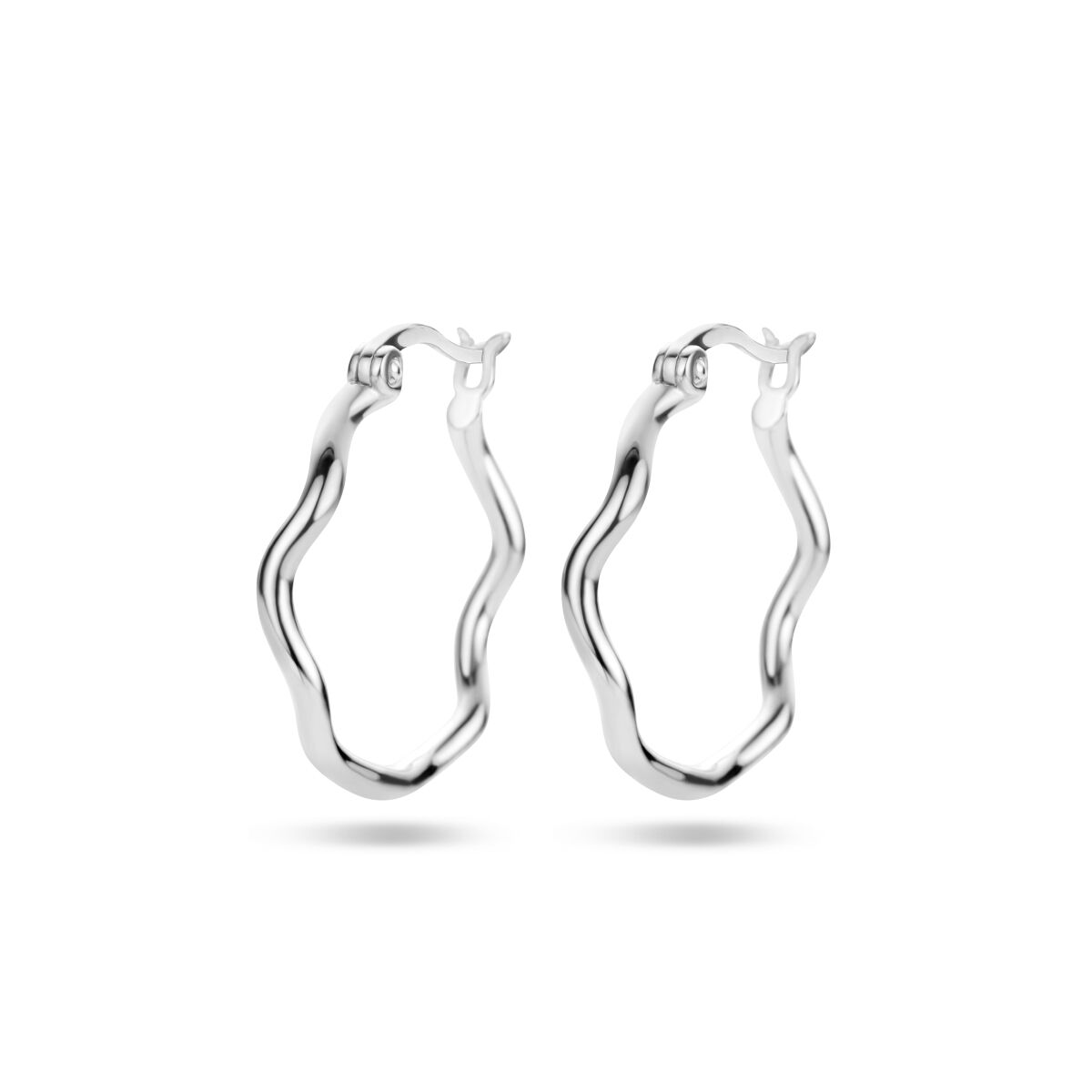 Ohrhänger aus rhodiniertem Silber in geschwungener Form