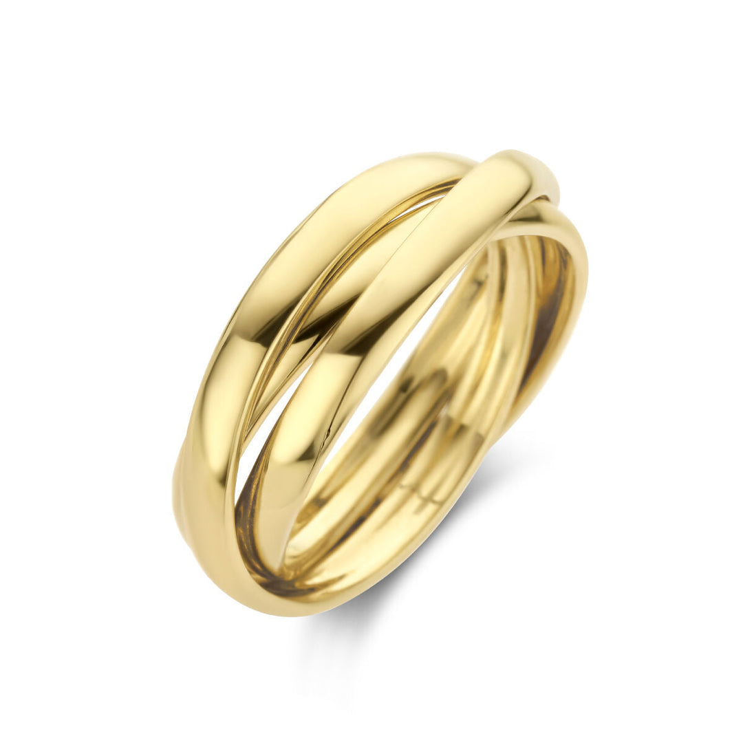 De trinity ringen 14K geelgoud van Van der Kooij Collectie hebben drie gladgepolijste, in elkaar grijpende banden en worden elegant gepresenteerd op een witte achtergrond.