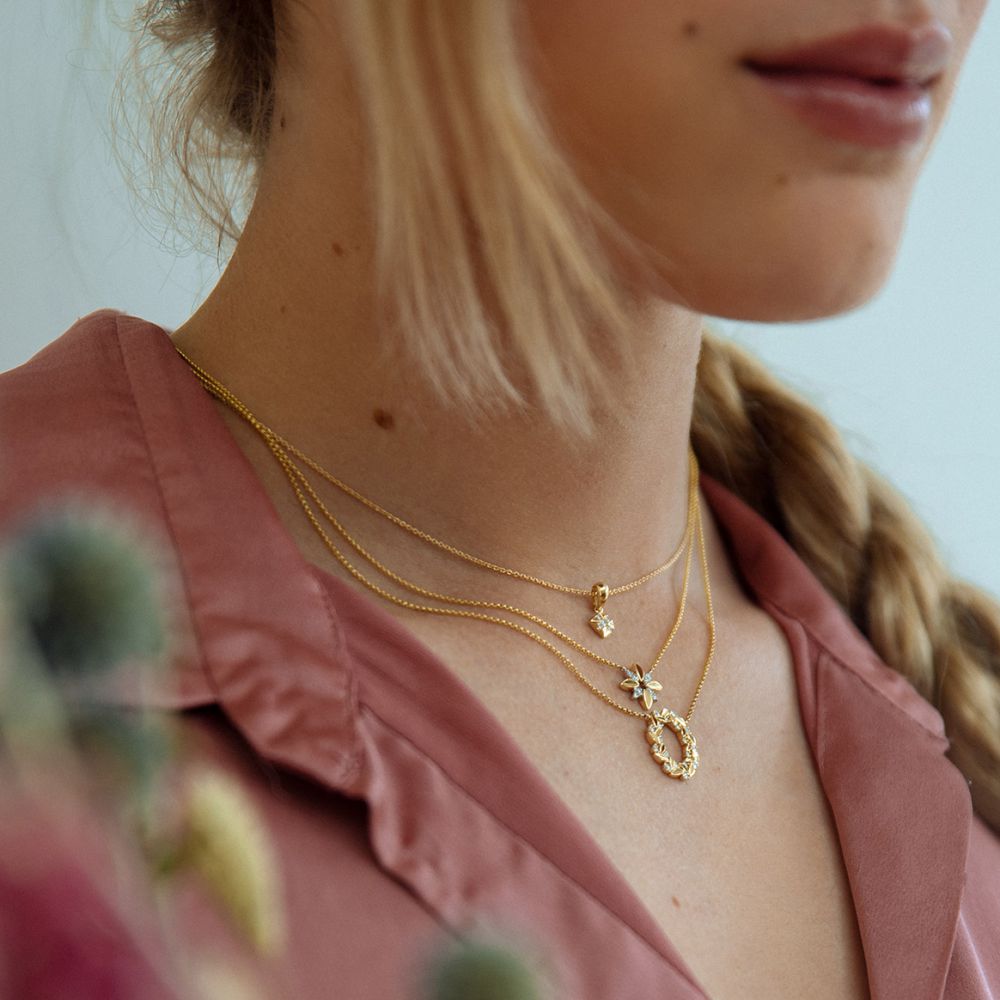 Gelbgold-Anhänger mit Diamant – dezente Eleganz