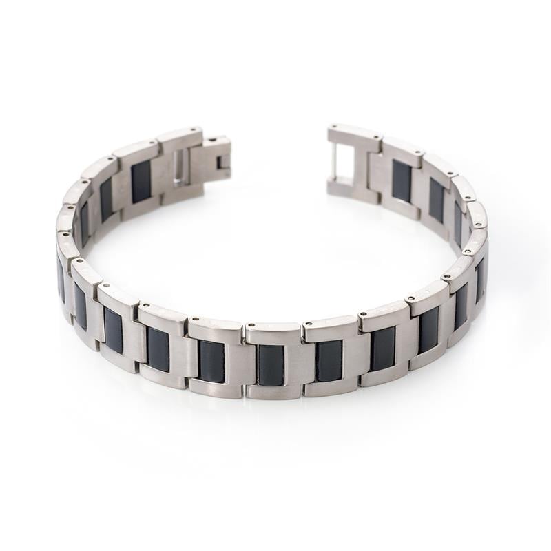 Titan-Armband mit schwarzem Gummi und silbernem Gehäuse im modernen Design