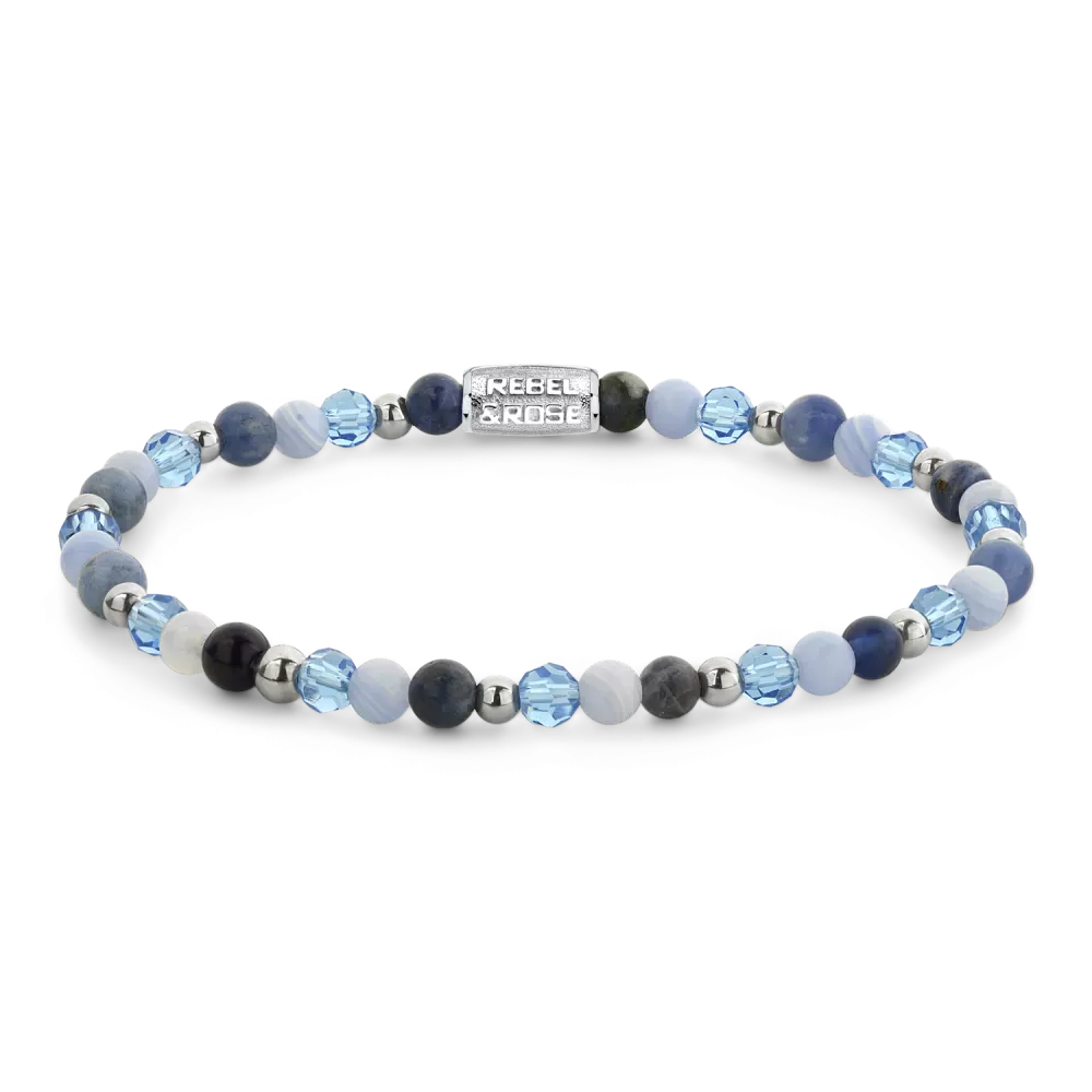 Armband mit blauen und grauen Edelsteinen sowie silbernen Akzenten