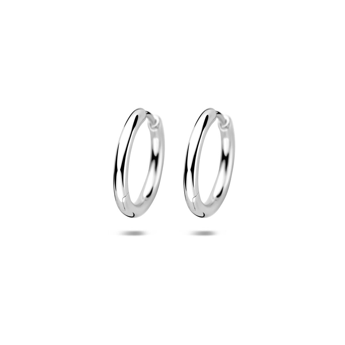 Gerhodineerte Klapp-Ohrringe aus Silber mit einer Bausdicke von 2 mm