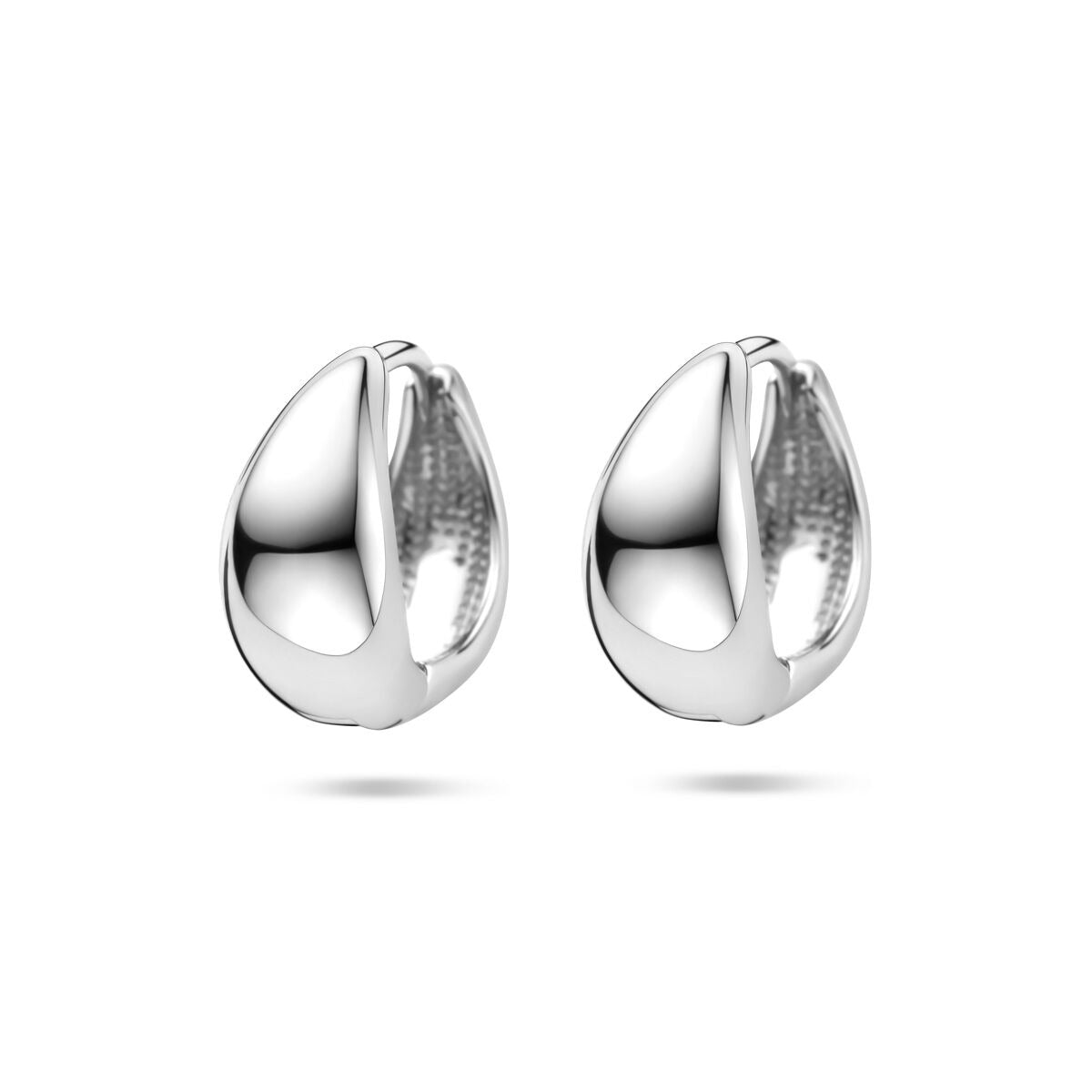 Silberne Damen-Ohringe in Tropfenform mit glänzender Oberfläche, Größe 15x7mm