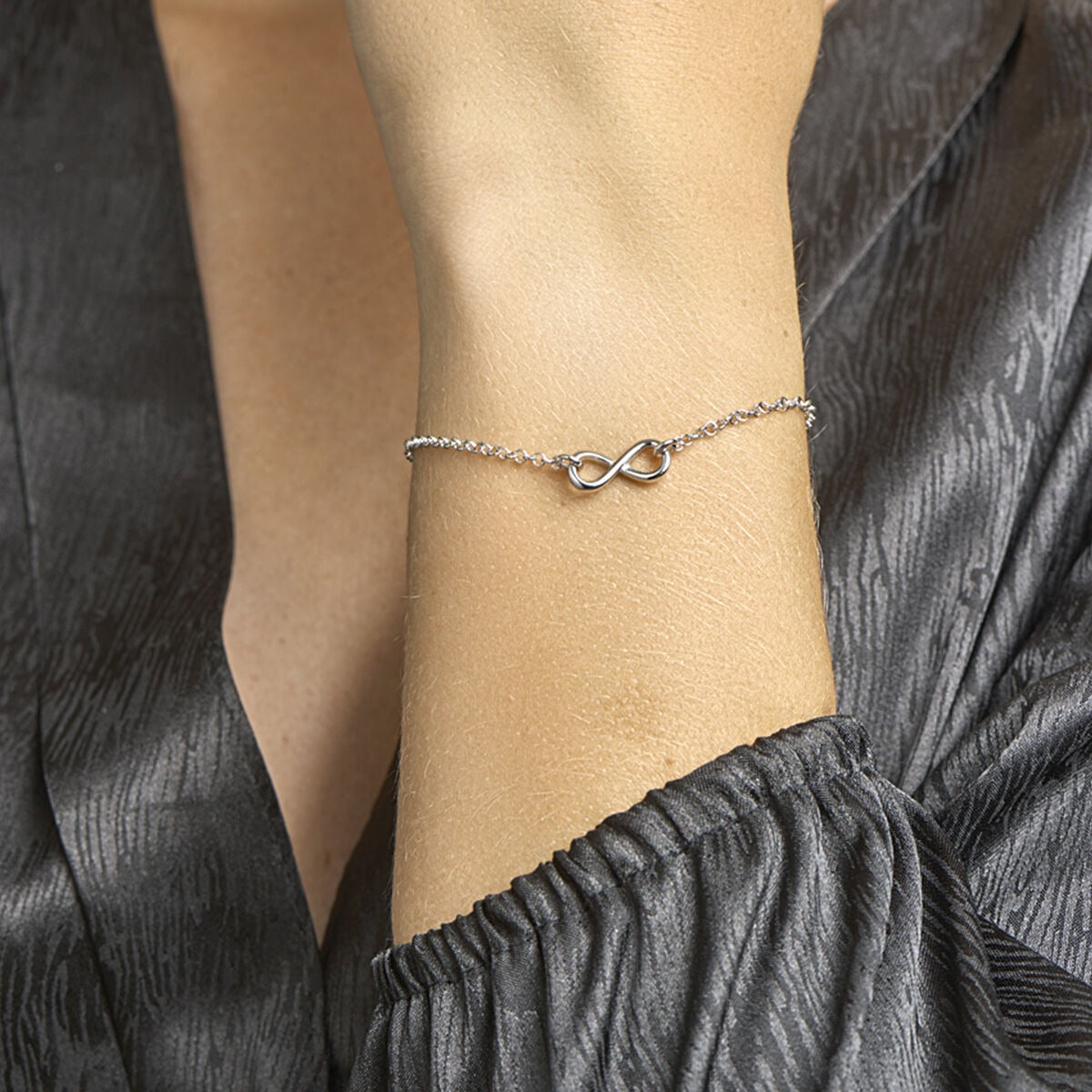 Silberarmband mit Unendlichkeitszeichen – rhodiniertes 925er Silber (Set)