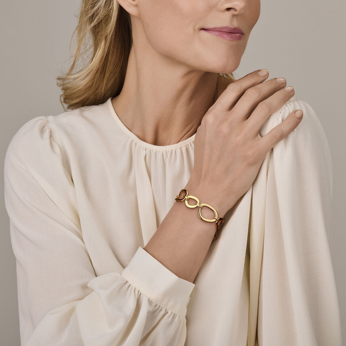 Damenarmband aus 14 Karat Gold mit breiten Gliedern
