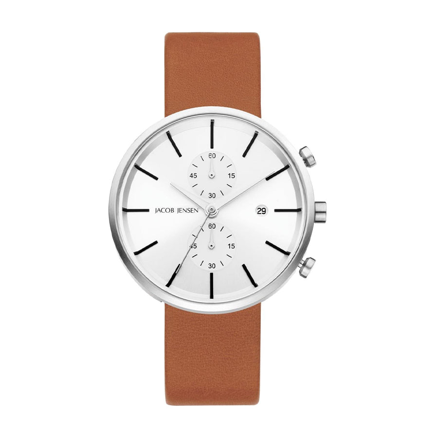 Helle Uhr mit silbernem Gehäuse, weißem Zifferblatt und braunem Lederarmband
