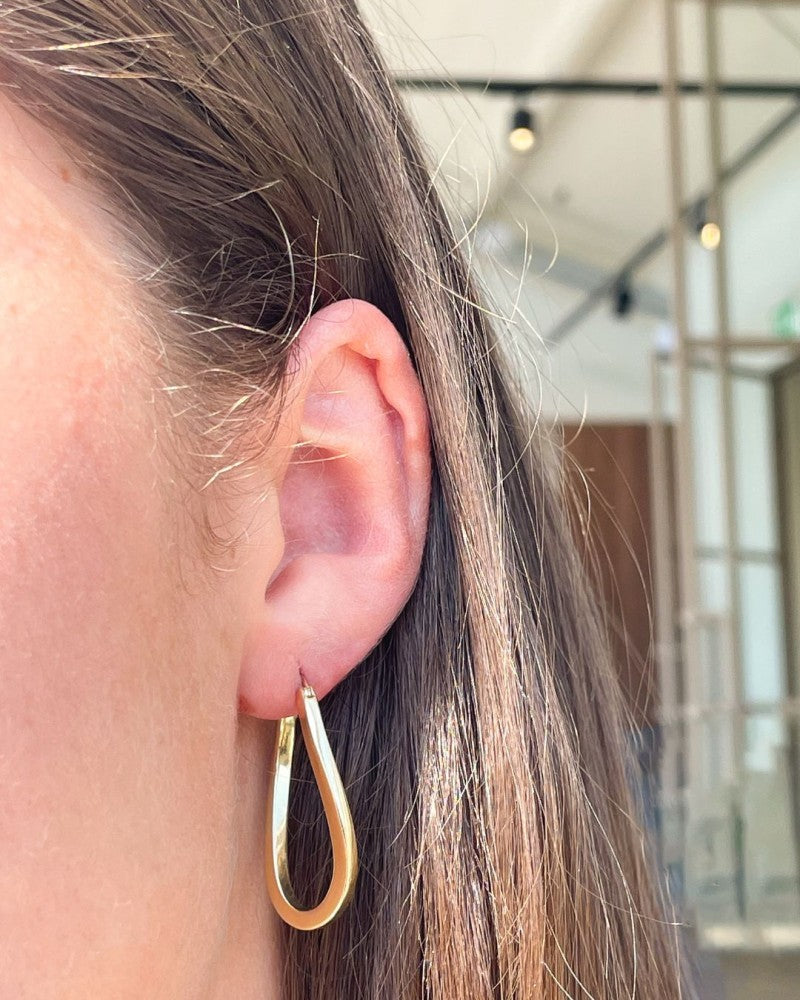 Gelbgold-Ohrringe mit verspieltem Twist – 14 Karat Gold