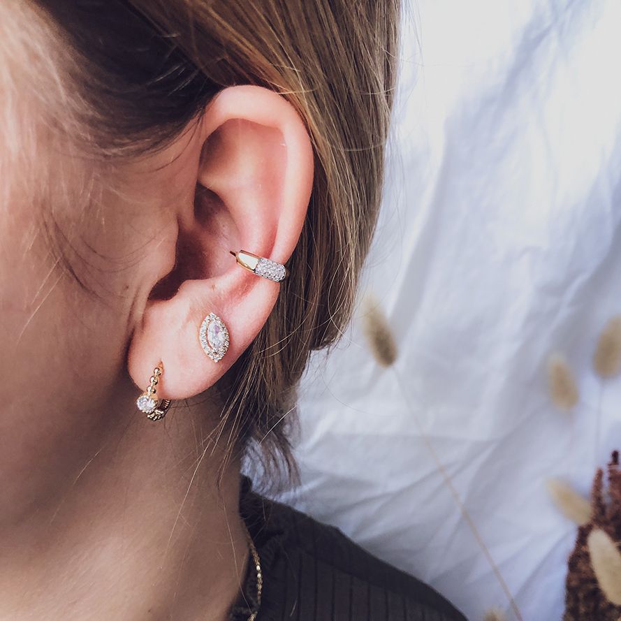 Elegante Gelbgold-Ohrringe mit Zirkonia im Pavé-Design – Moderne Eleganz