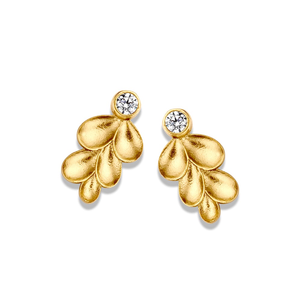 Geelgouden Oorstekers met Blaadjes Design en Zirkonia – 14 Karaat