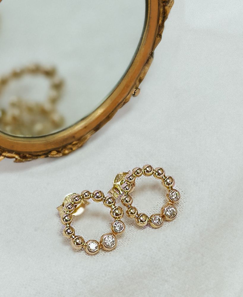 Gelbgoldene Ohrstecker mit Zirkonia – Verspieltes Design | 14 Karat Gold – Van der Kooij