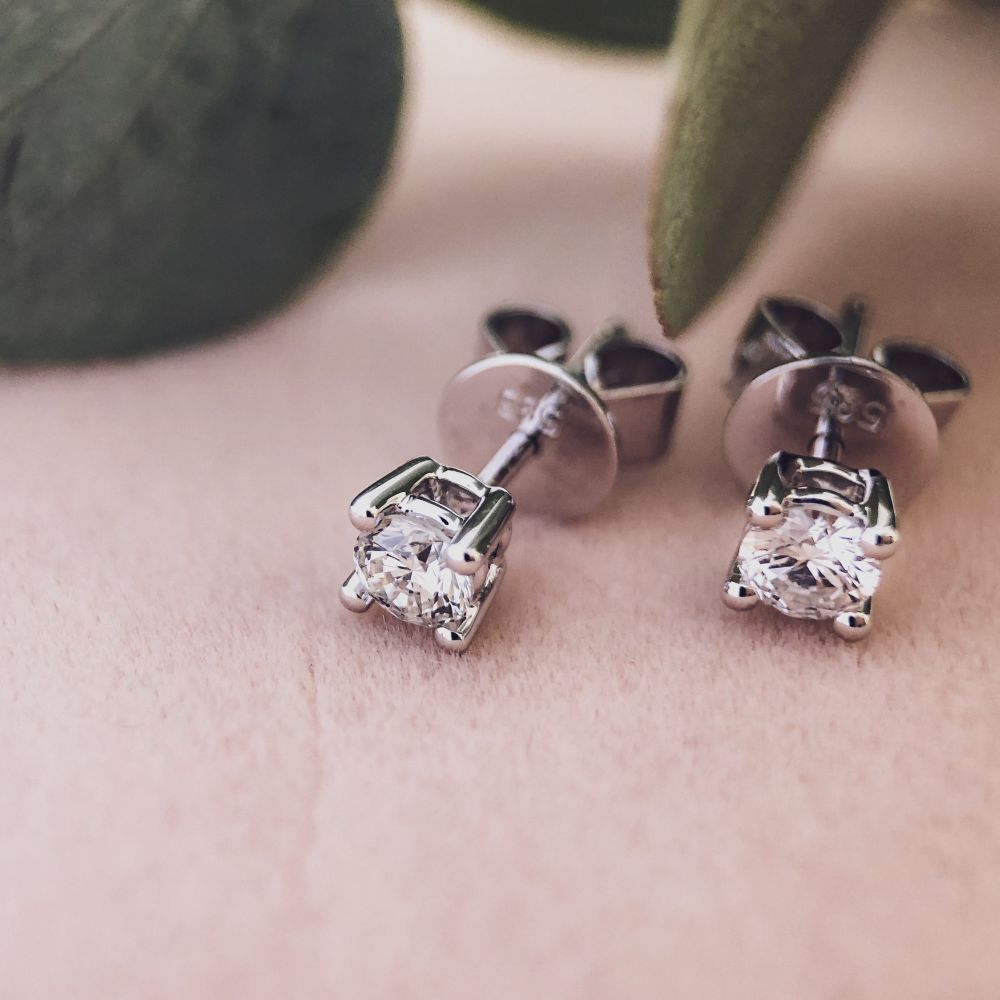 Weißgold 14 Karat Solitär Ohrstecker mit 2x 0,10ct Brillant Diamanten
