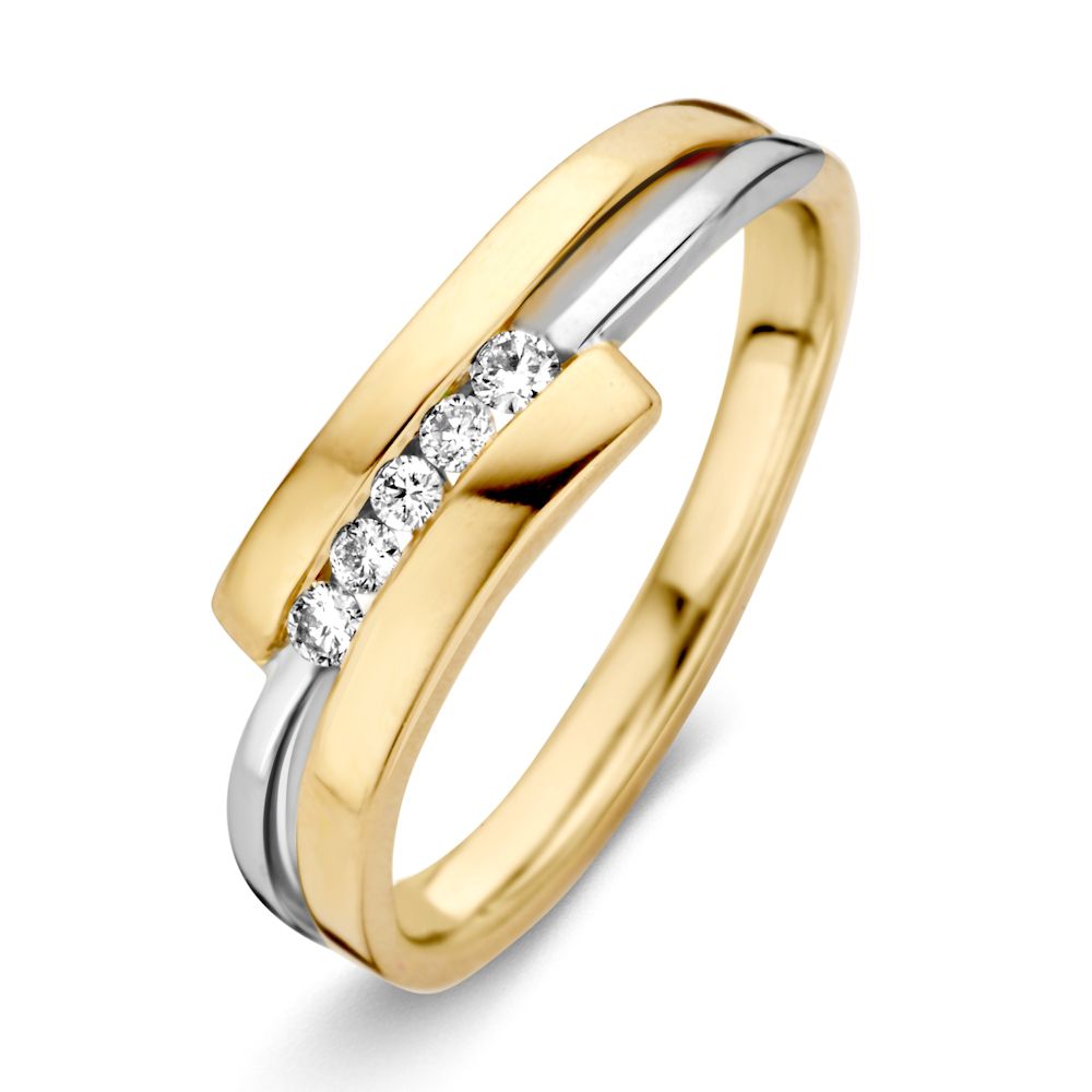 Bicolor Ring aus 14-Karat Gold mit drei Brillanten in der Mitte und glänzender Oberfläche