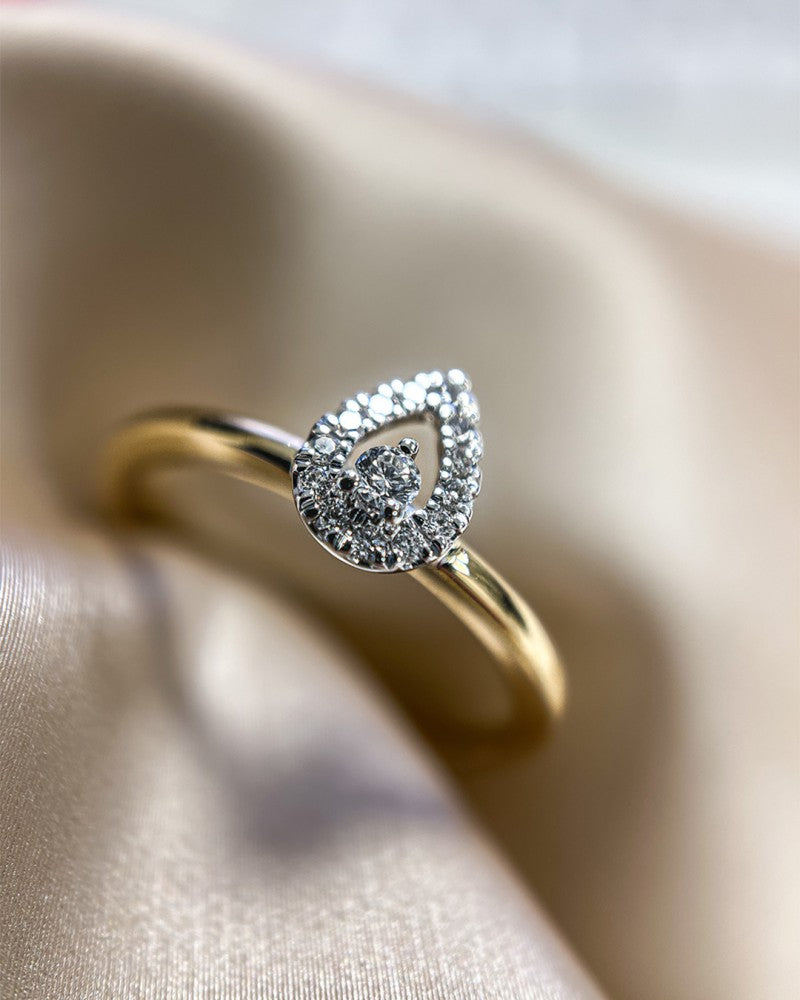 Bicolor Damenring aus Gelb- und Weißgold mit 0,12 Karat Diamant, 14 Karat