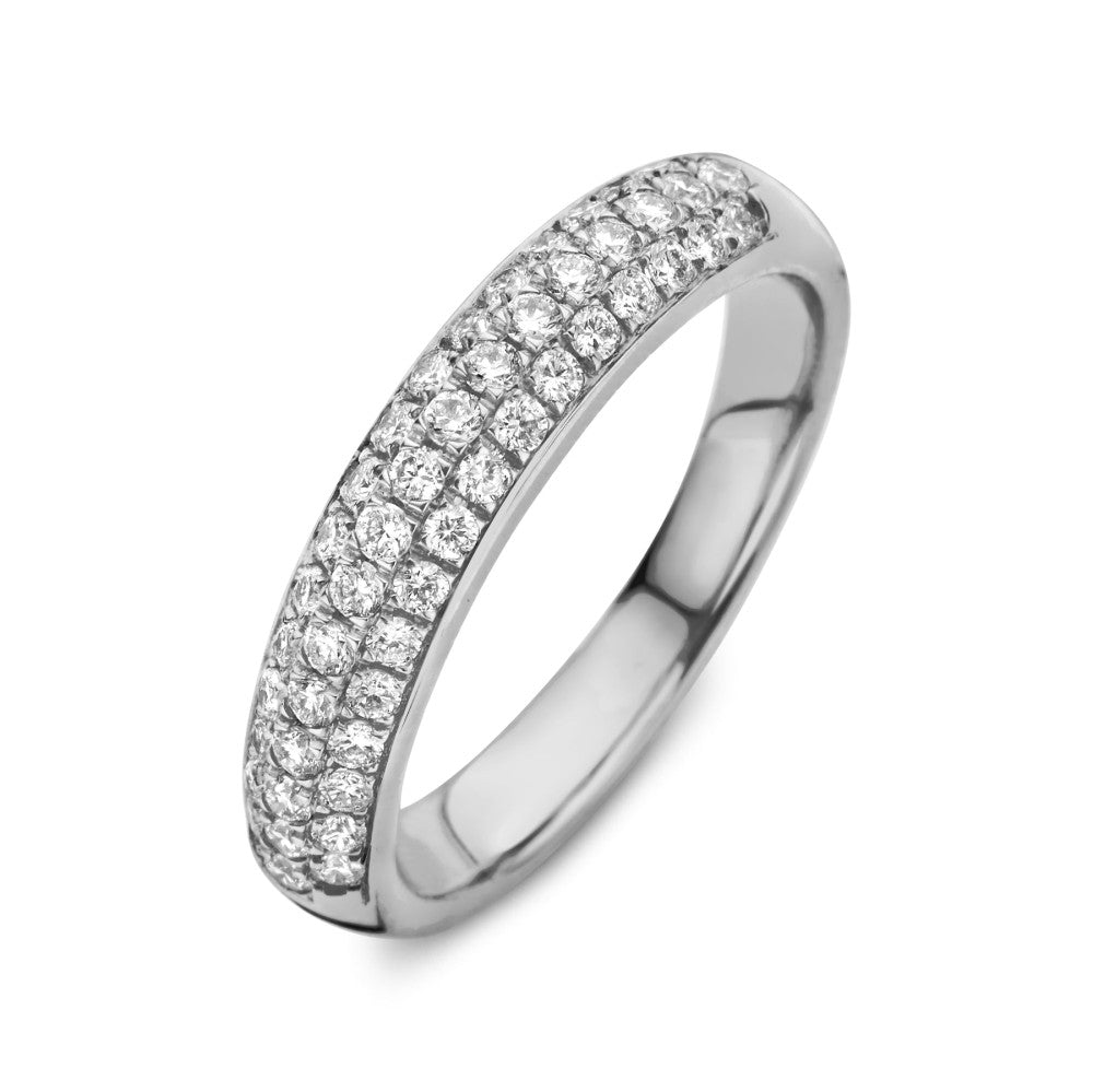 Ring aus Weißgold mit 0,52 ct. funkelnden Diamanten in pavé-Setting