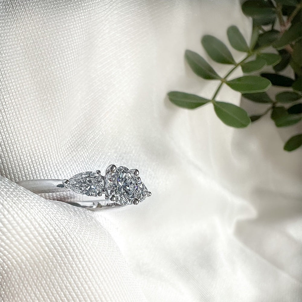 Ring Evie 0,90 kt. Weißgold