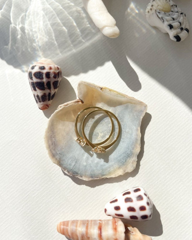 Eleganter Gelbgold Blumenring mit 0,15ct Diamant