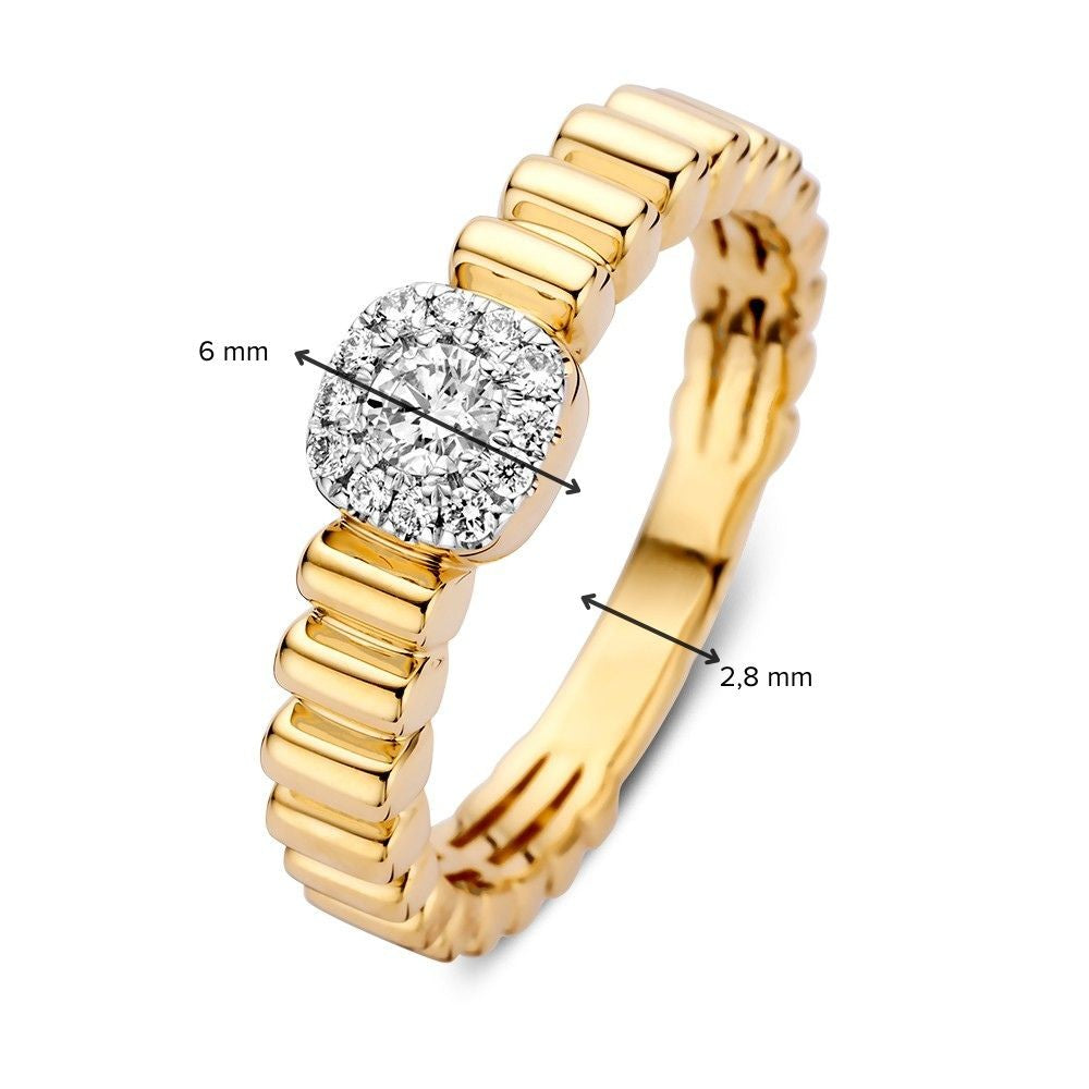 Verspielter Goldring mit gerippter Verzierung und funkelnden Diamanten – Klassische Eleganz