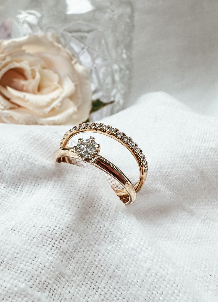Gelbgold Solitärring mit Tiffany-Fassung – 14 Karat Gold und 0,30 ct Diamant
