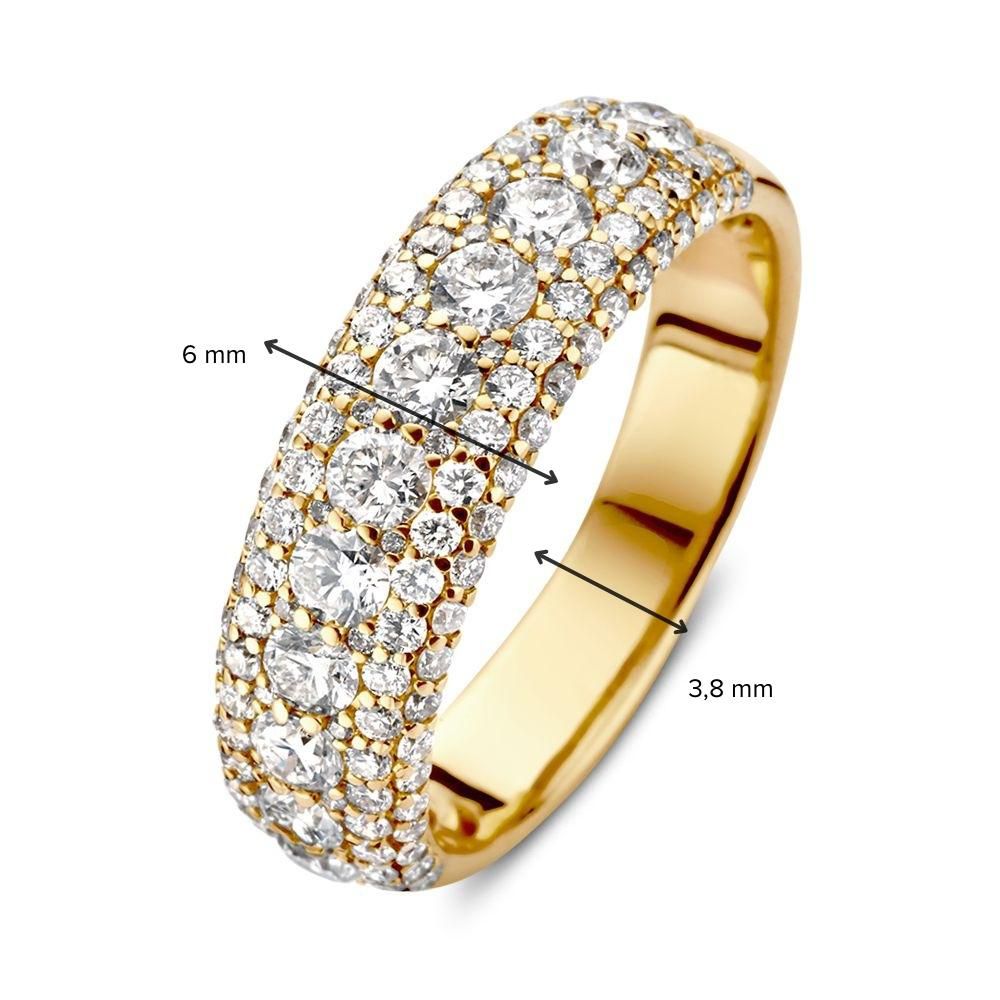 Exklusiver Gelbgoldring mit Diamanten in schlichter Fassung 1,44 ct.