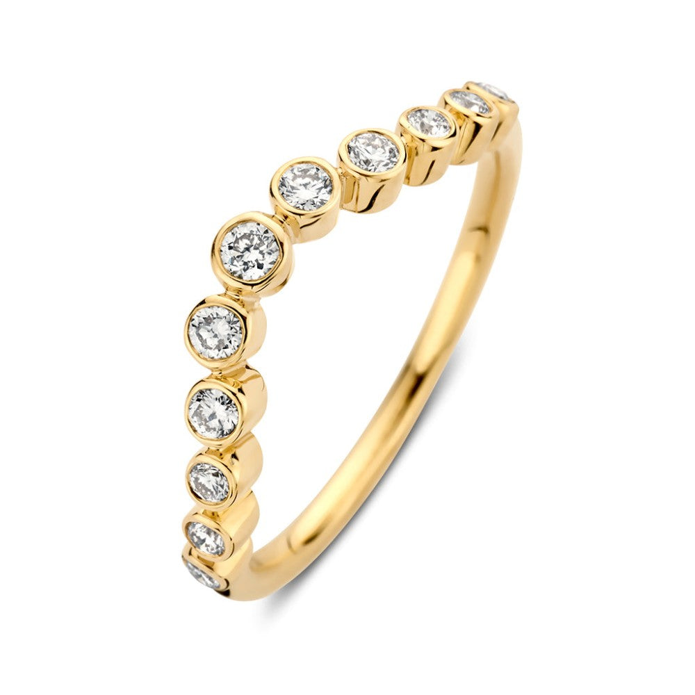 Ring aus Gelbgold mit 0,26 ct. Diamanten in Wellenform angeordnet