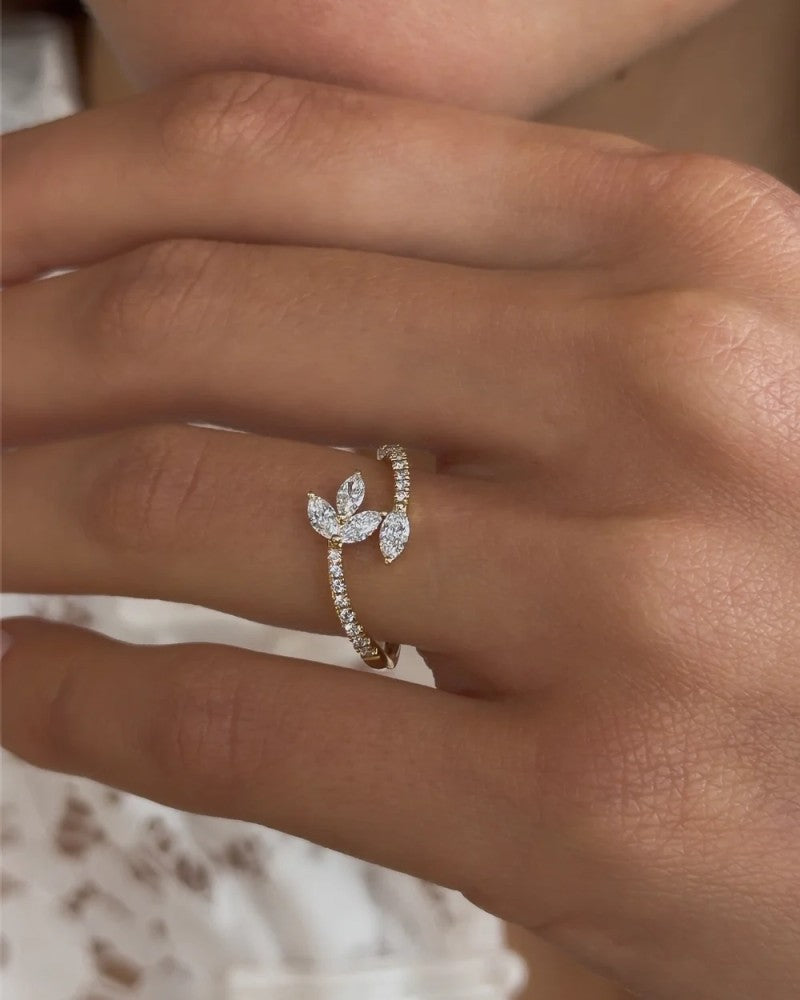 Ring Poppy 0,57 crt. geelgoud