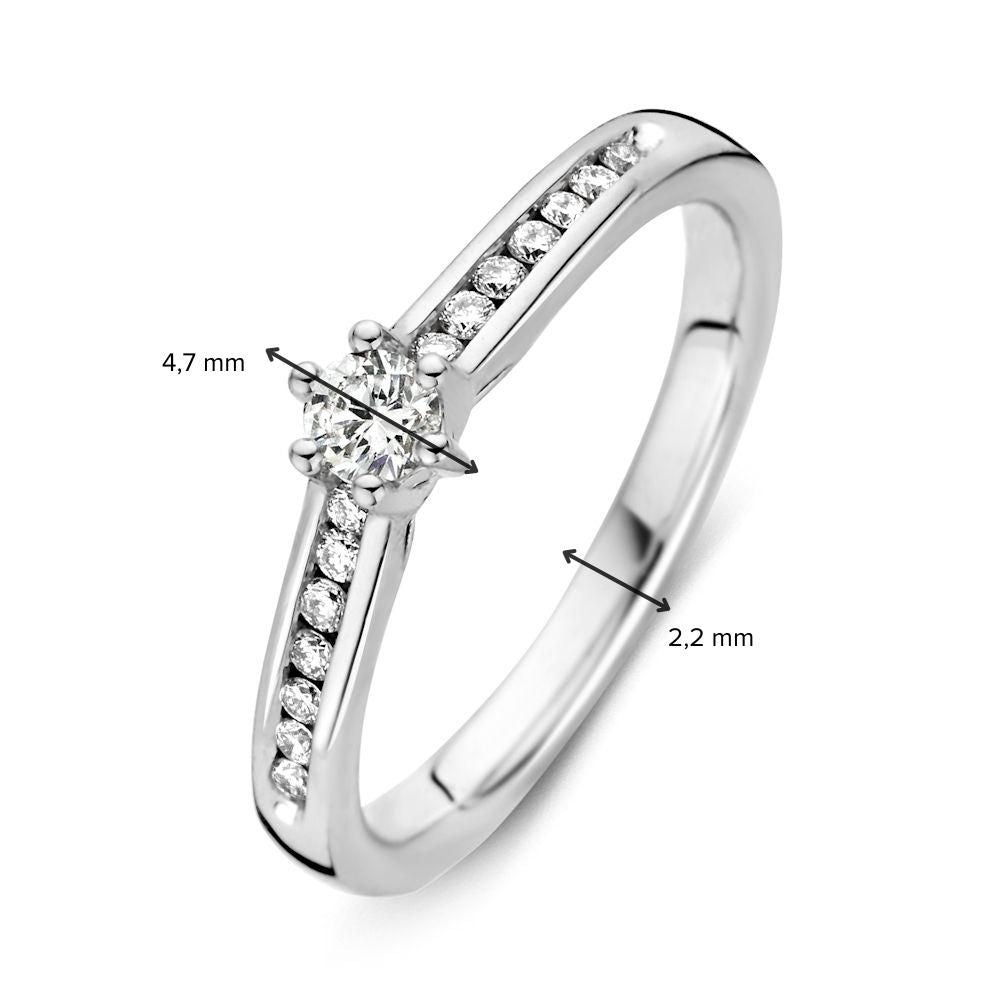 Eleganter Weißgold-Diamantring mit brillantem Mittelstein 0,30 ct.