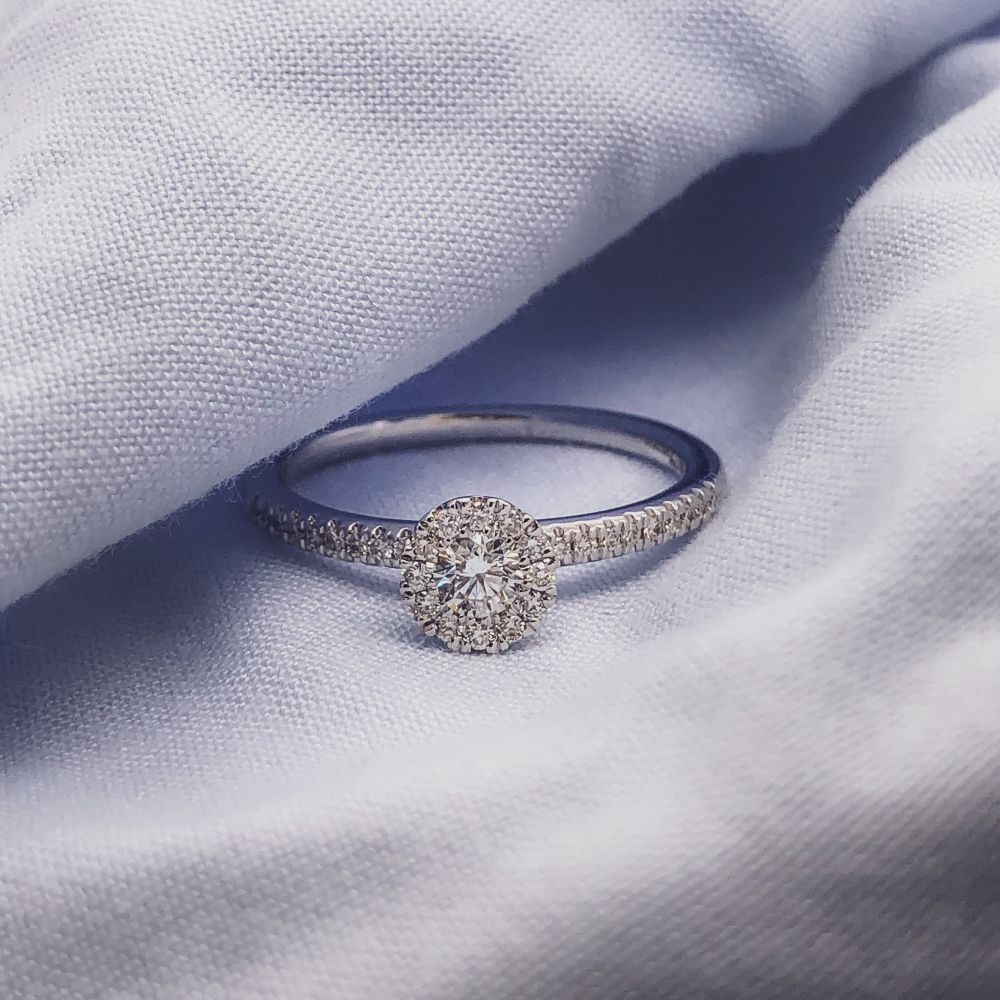 Weißgoldring mit Brillant und Subtiler Eleganz – 0,35 ct